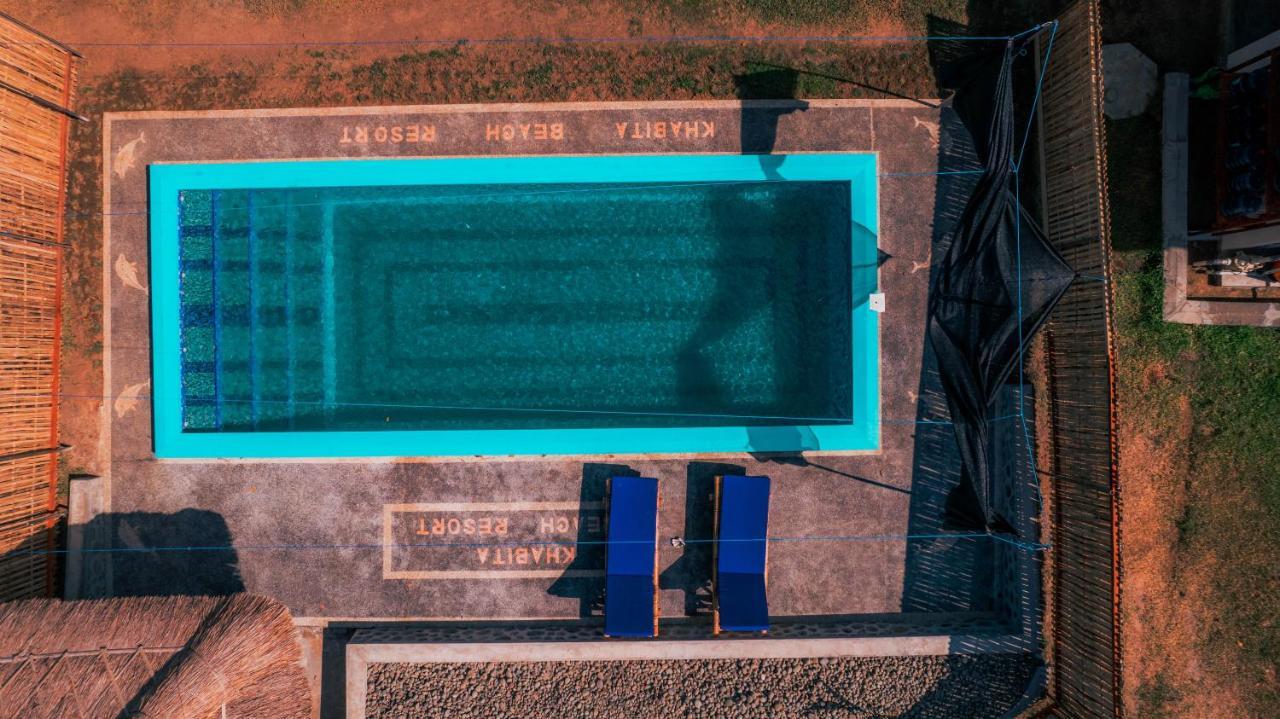 Khabita Beach Resort Lembar  Zewnętrze zdjęcie