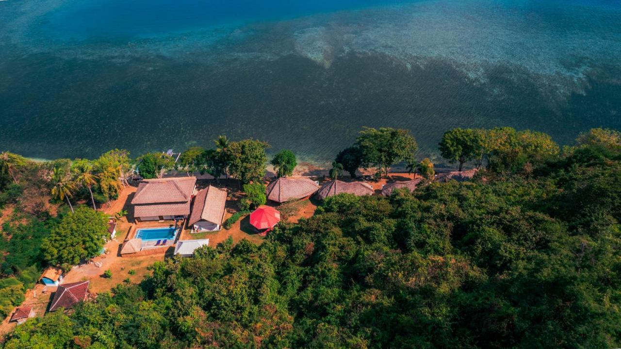 Khabita Beach Resort Lembar  Zewnętrze zdjęcie